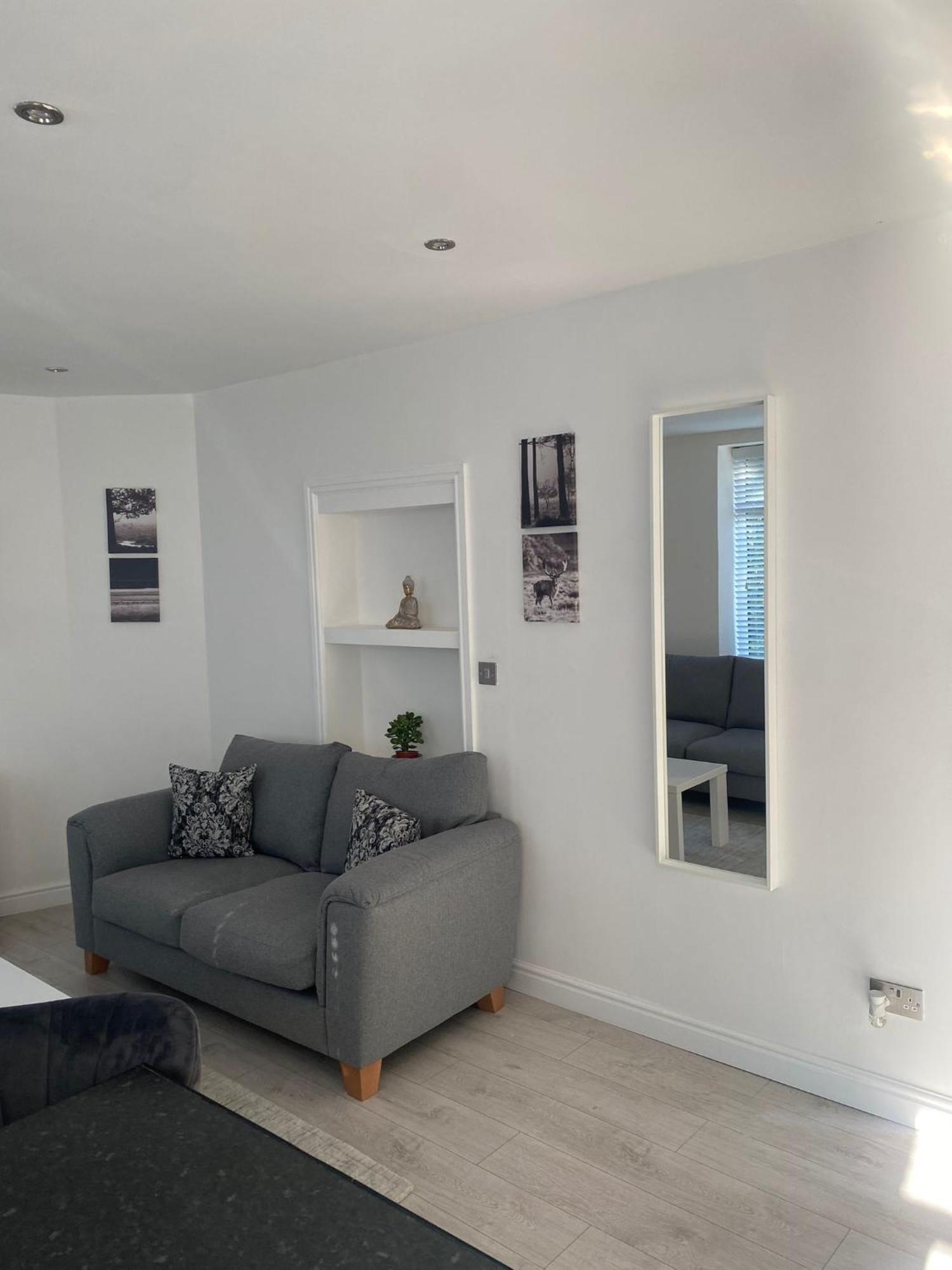 Spacious 2 Bedroom Apartment Liverpool Exterior foto
